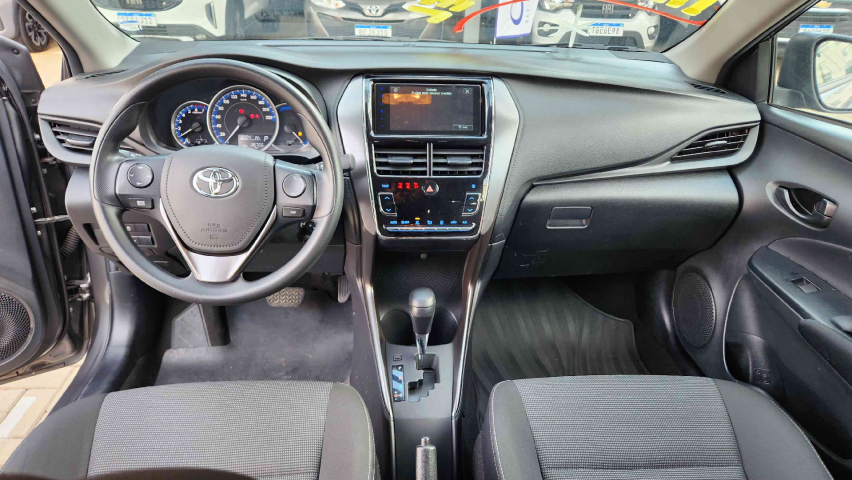 yaris sedan xl 1.5 cvt flex automatico 2024/2511