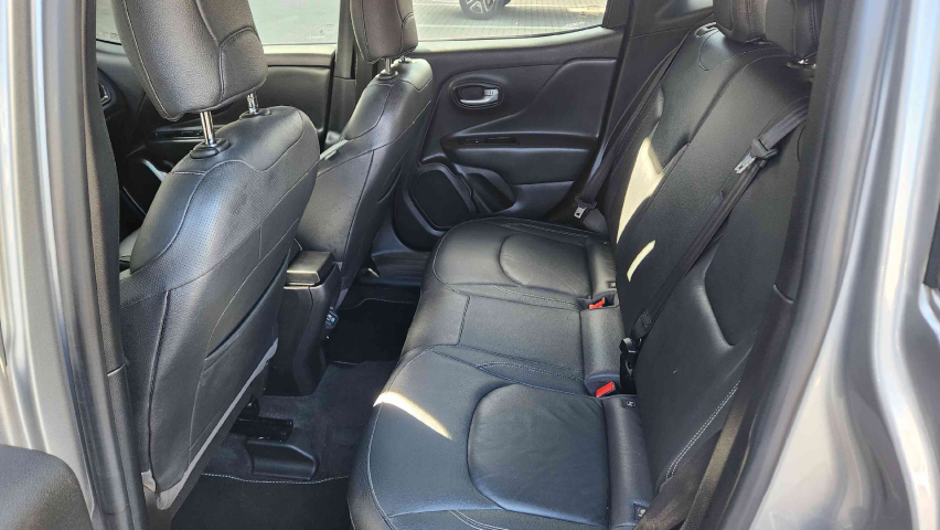 jeep renegade 1.3 t270 turbo flex longitude at6 5p automatico 202310