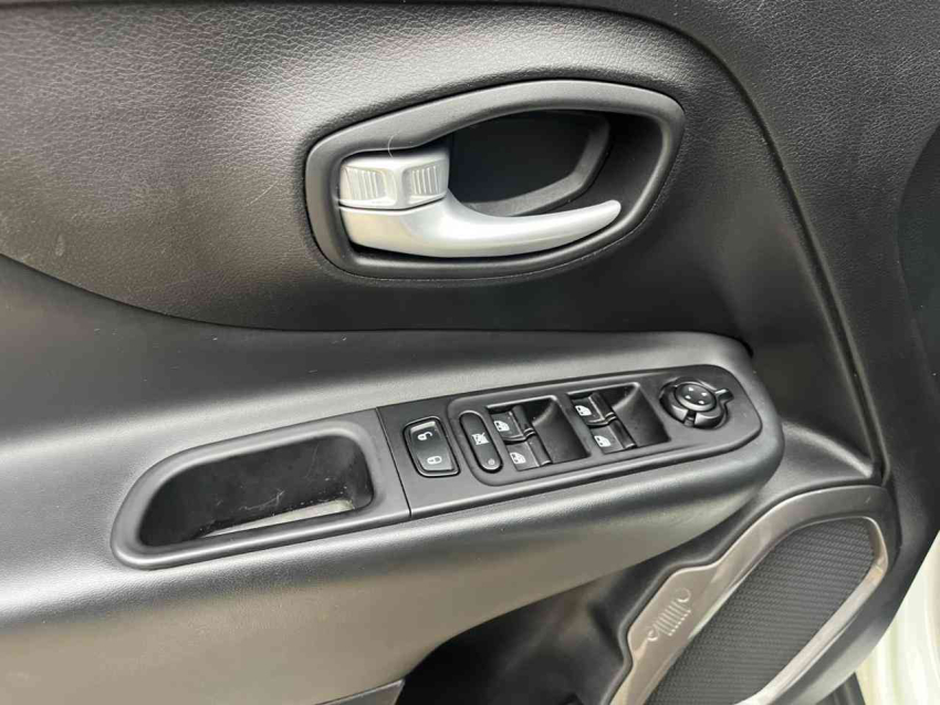 jeep renegade 1.3 t270 turbo flex longitude at6 4p automatico 202310