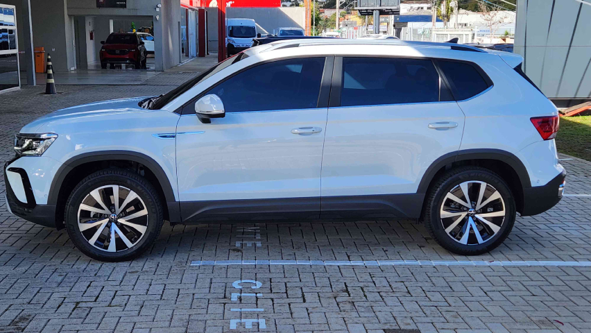 volkswagen taos 1.4 250 tsi total flex highline automatico 5p 20238