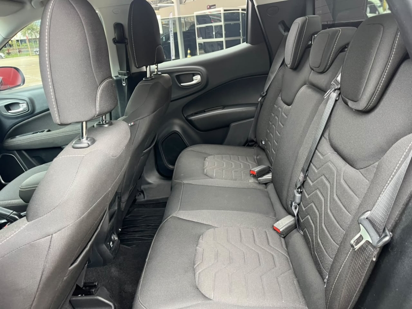 fiat toro 1.3 turbo 270 flex freedom at6 4p automatico 202513