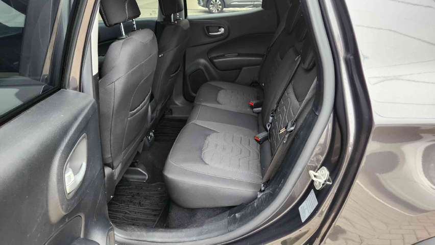 fiat toro 1.3 turbo 270 flex freedom at6 4p automatico 202510