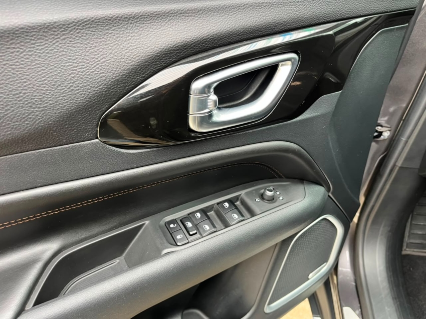 jeep commander 1.3 t270 turbo flex limited at6 5p automatico 202513