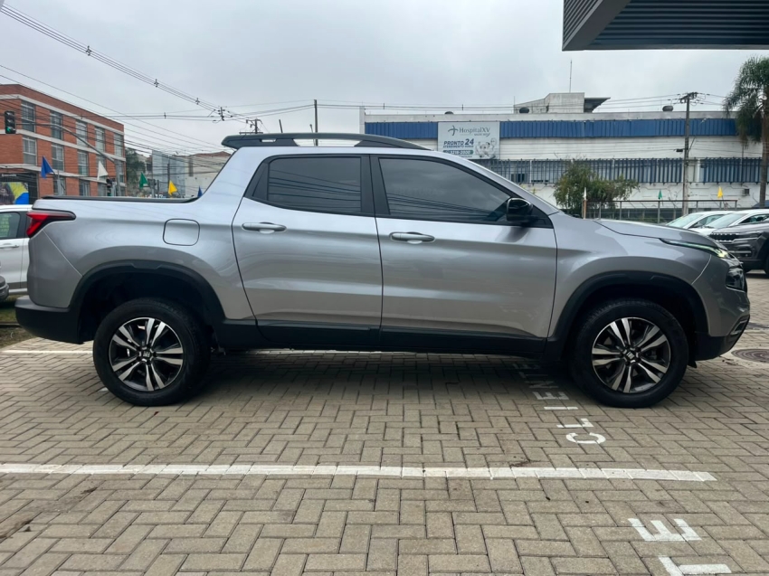 fiat toro 1.3 turbo 270 flex freedom at6 4p automatico 20253