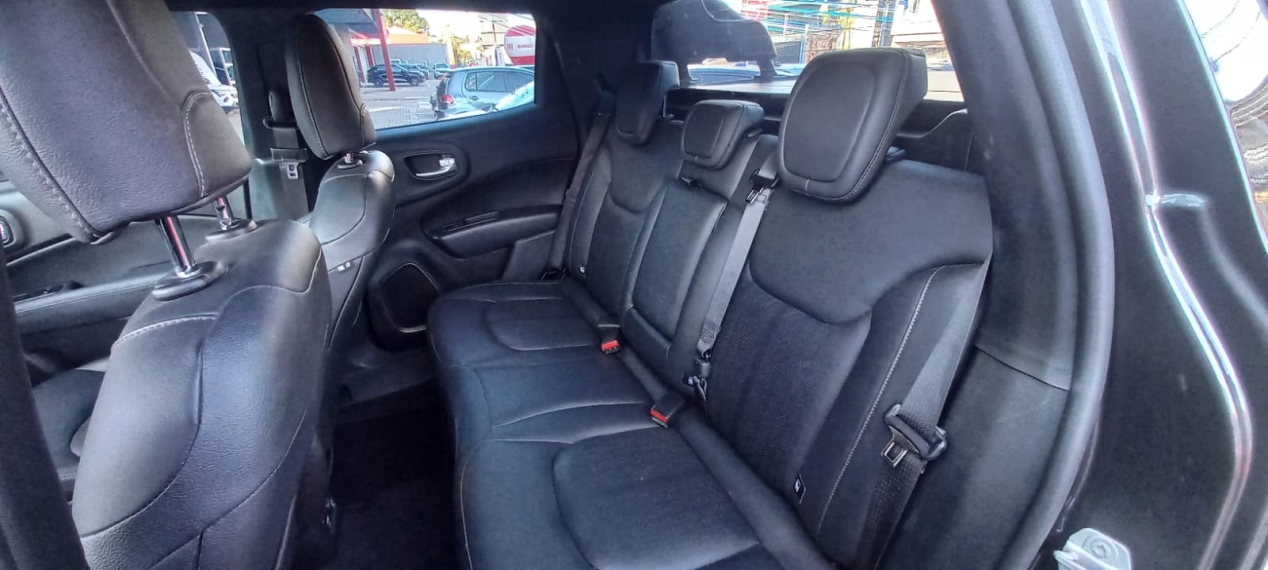 fiat toro 1.3 turbo 270 flex freedom at6 4p semiautomatico 202319