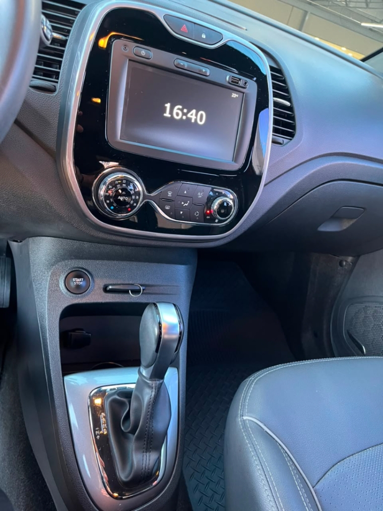 renault captur 1.6 16v sce flex bose x-tronic 5p automatico 202113
