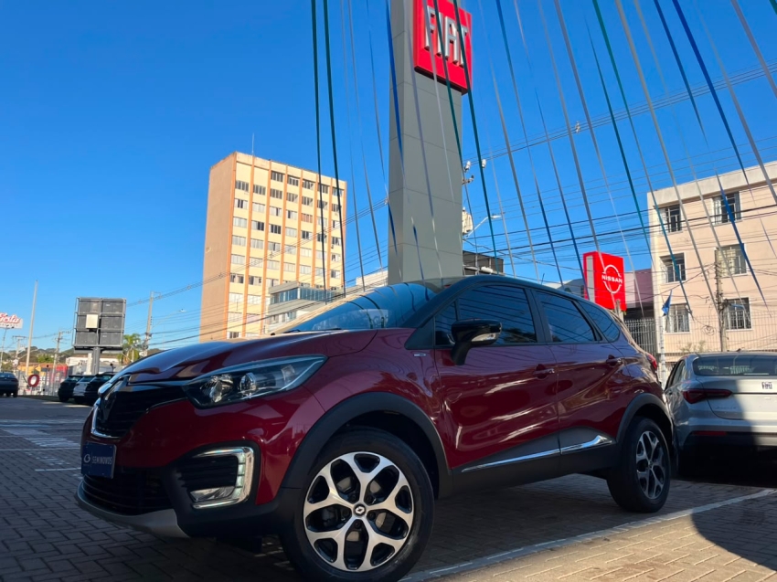 renault captur 1.6 16v sce flex bose x-tronic 5p automatico 20210