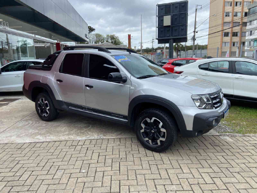 renault oroch 1.3 tce flex outsider x-tronic 5p automatico 20252