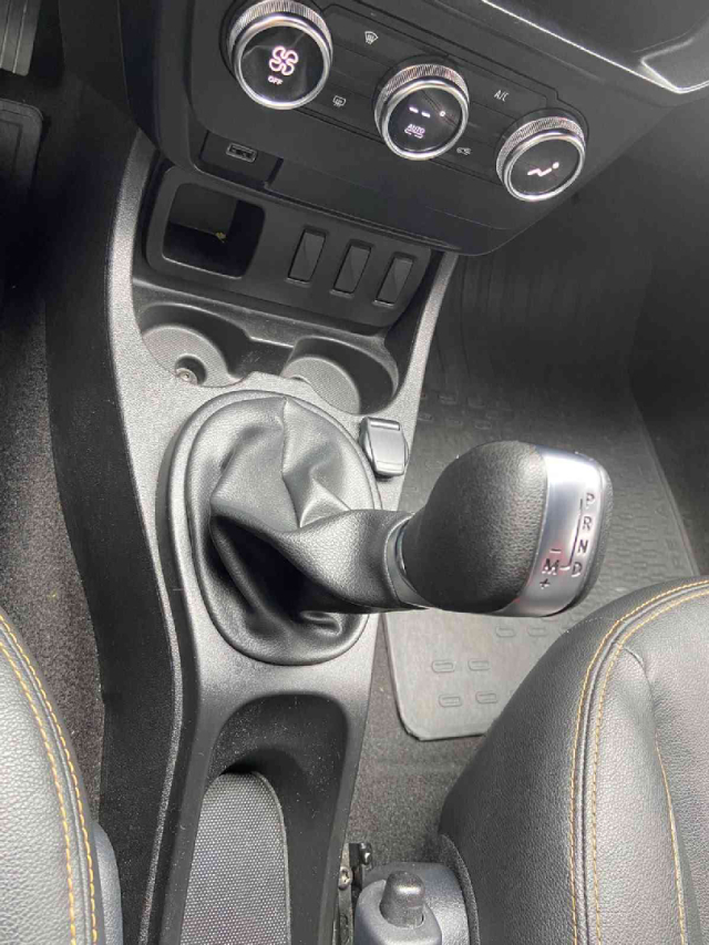 renault oroch 1.3 tce flex outsider x-tronic 5p automatico 202513