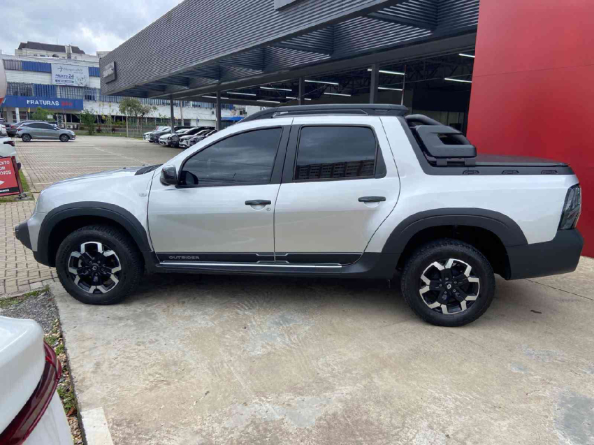 renault oroch 1.3 tce flex outsider x-tronic 5p automatico 20257