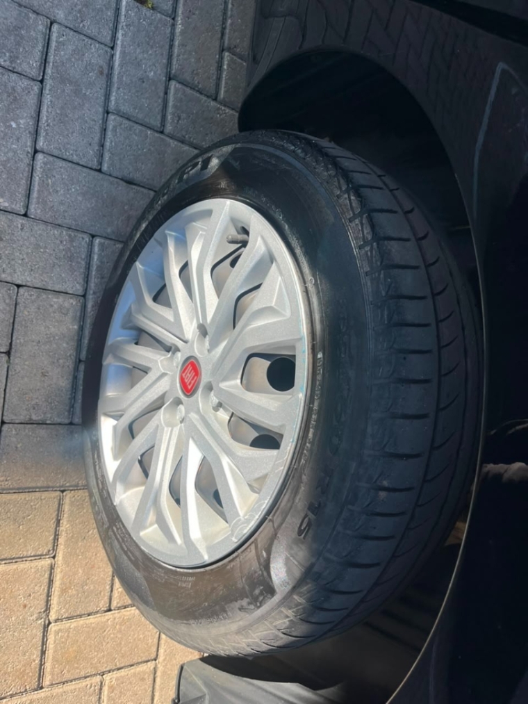 fiat cronos 1.3 firefly flex drive manual 5p 202318