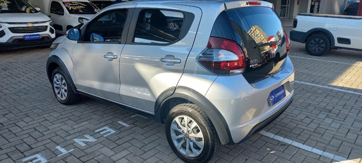 fiat mobi 1.0 evo flex like. manual 5p 20224