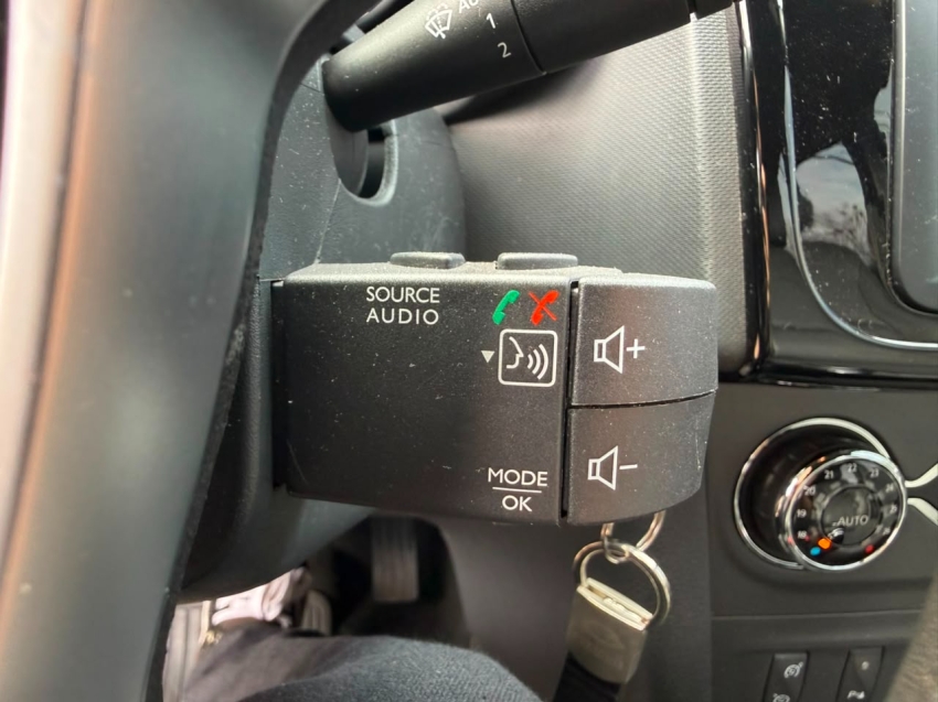 renault stepway 1.6 16v sce flex iconic x-tronic 4p automatico 202410