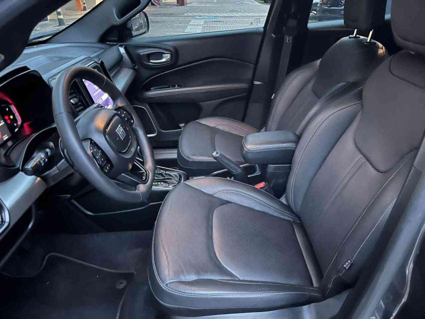 fiat toro 1.3 turbo 270 flex volcano at6 4p automatico 202412