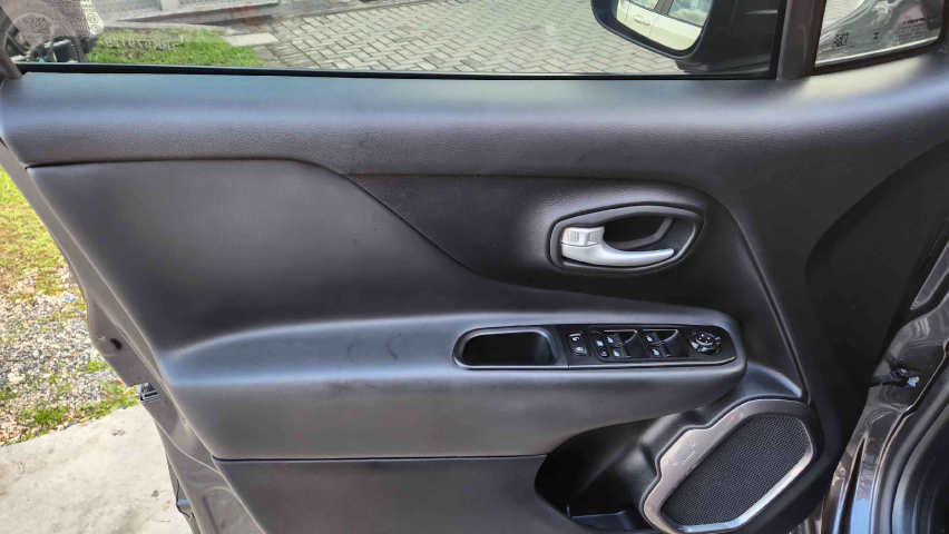 jeep renegade 1.3 t270 turbo flex longitude at6 4p automatico 202411