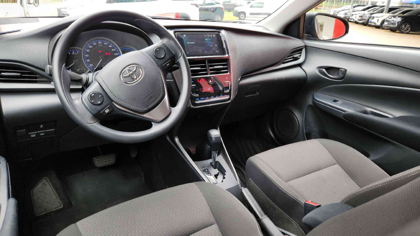 toyota yaris 1.5 16v flex sedan xl multidrive 5p automatico 20259