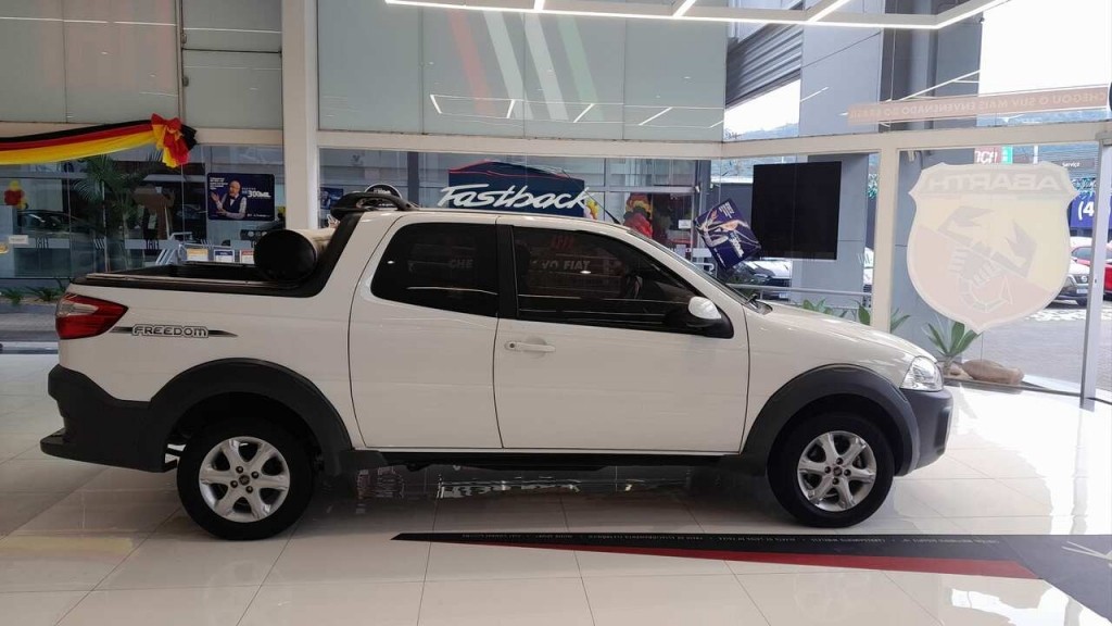 fiat strada cd adv 1.8 1.4 flex 4p manual 2020 fiat strada cd adv 1.8 1.4 flex 4p manual 2020