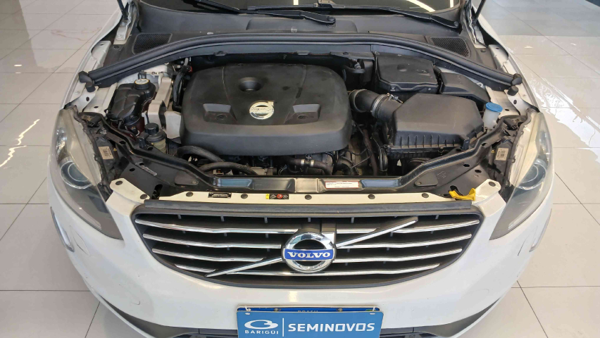 volvo xc60 2.0 t5 dynamic fwd turbo gasolina 4p automatico 2015