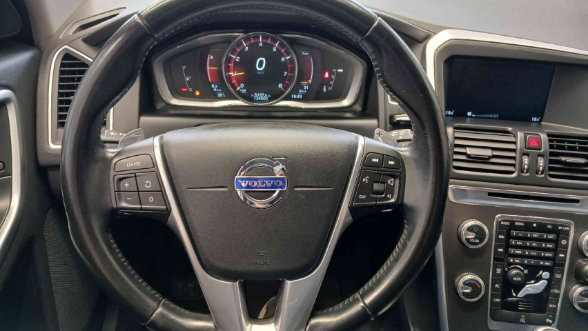 volvo xc60 2.0 t5 dynamic fwd turbo gasolina 4p automatico 2015
