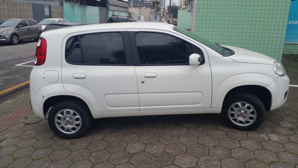 fiat uno 1.0 evo vivace 8v flex 4p manual 2013