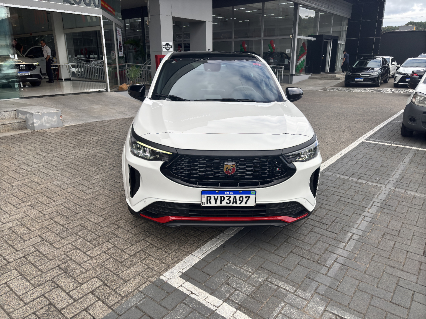 fiat fastback 1.3 turbo 270 flex abarth at6 4p automatico 2024 fiat fastback 1.3 turbo 270 flex abarth at6 4p automatico 2024