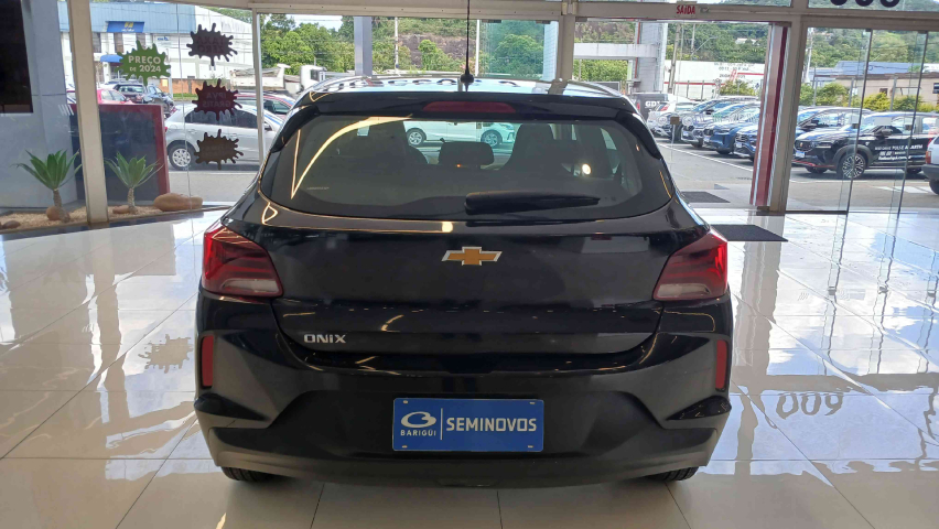 chevrolet onix 1.0 flex manual 2024