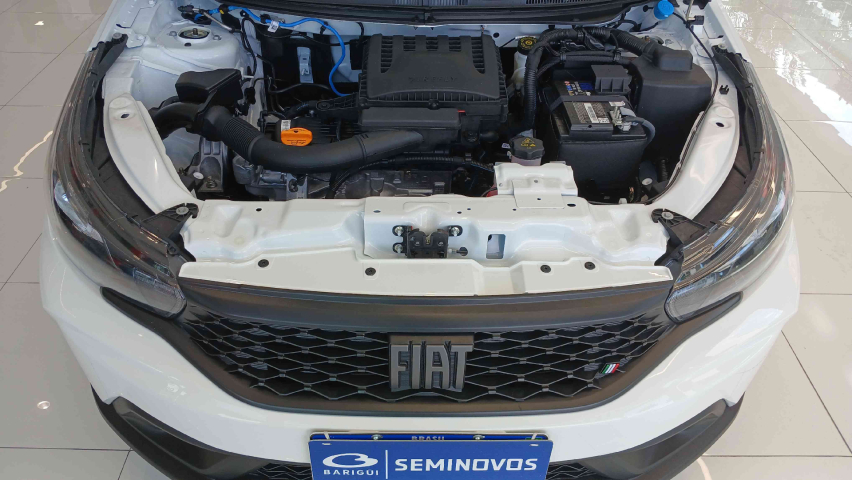 fiat argo 1.3 firefly flex trekking cvt 4p automatico 2025