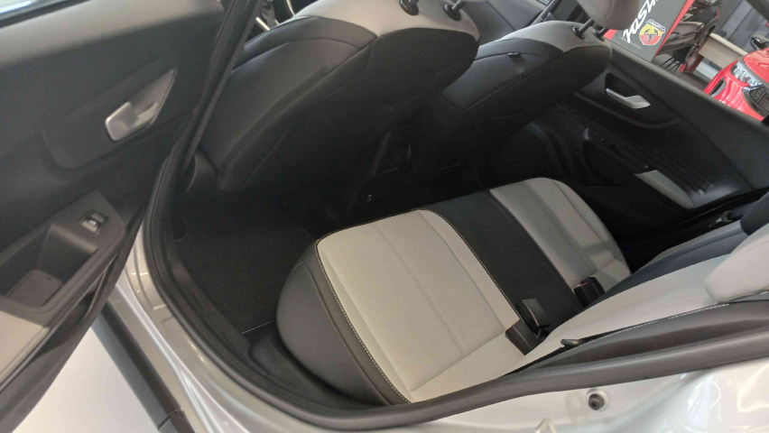 fiat fastback 1.0 turbo 200 flex impetus cvt 4p automatico 2025