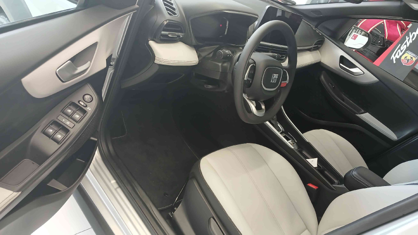 fiat fastback 1.0 turbo 200 flex impetus cvt 4p automatico 2025