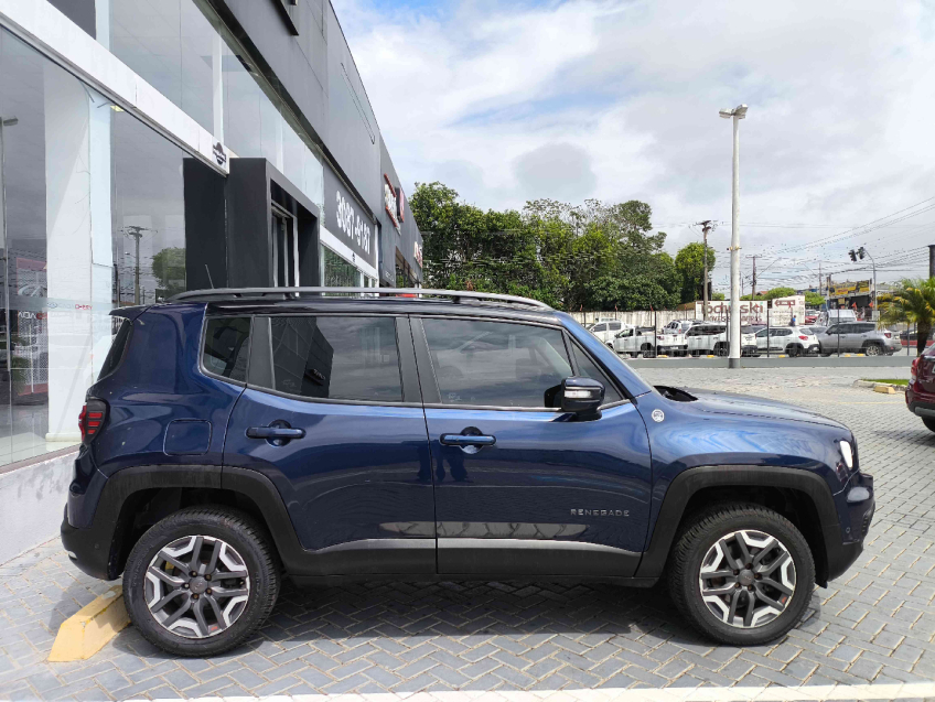 jeep renegade 1.3 t270 turbo flex trailhawk 4x4 at9 4p automatico 2022