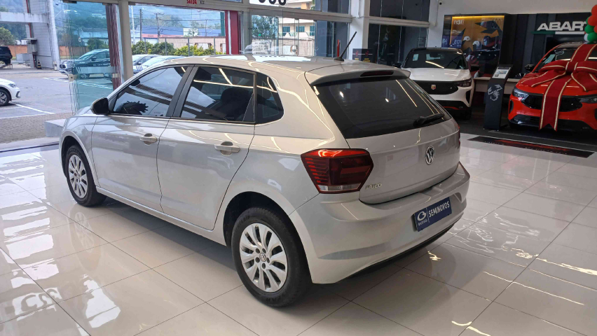 volkswagen polo 1.0 mpi total flex manual 4p 2020