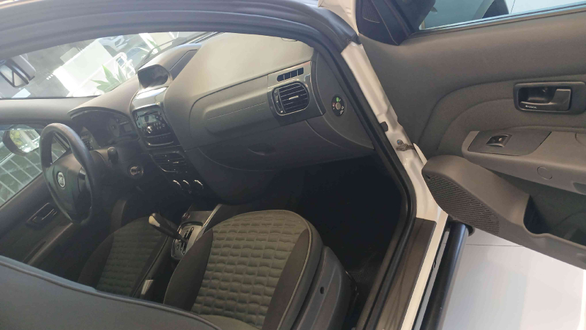 fiat strada 1.8 mpi adventure cd 16v flex 2p automatizado automatico 2013