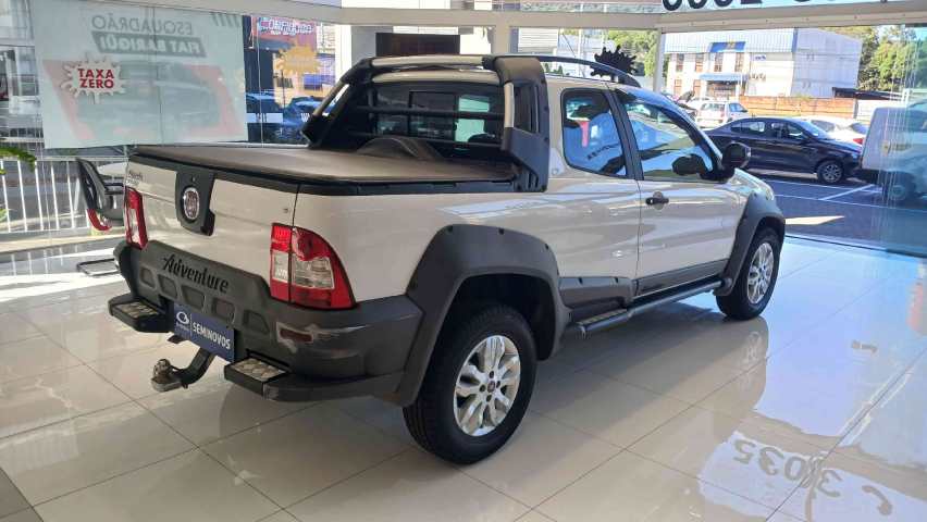 fiat strada 1.8 mpi adventure cd 16v flex 2p automatizado automatico 2013