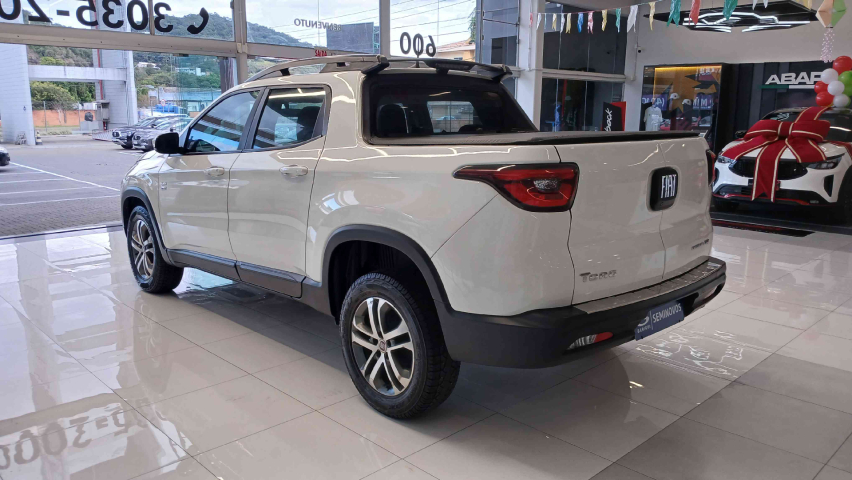 fiat toro 2.0 16v turbo diesel freedom 4wd at9 4p automatico 2019