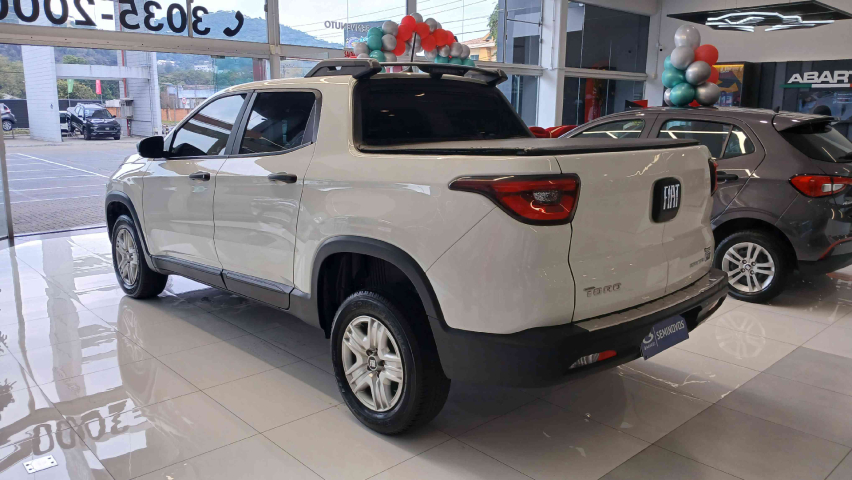fiat toro 1.3 turbo 270 flex endurance at6 4p automatico 2022