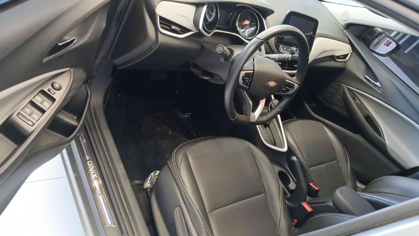 chevrolet onix 1.0 turbo flex premier automatico 4p 2024