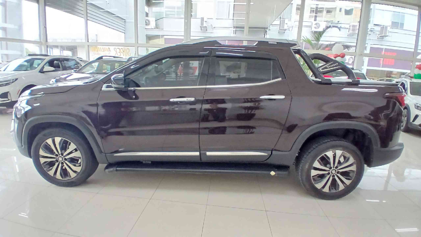 fiat toro 1.3 turbo 270 flex volcano at6 4p automatico 20227