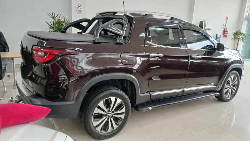 fiat toro 1.3 turbo 270 flex volcano at6 4p automatico 20224