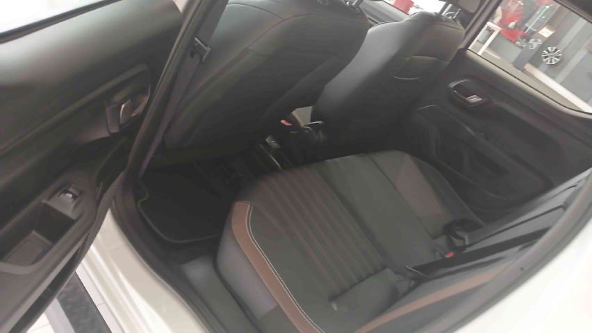 fiat strada 1.0 turbo 200 flex ranch cd cvt 4p automatico 2026