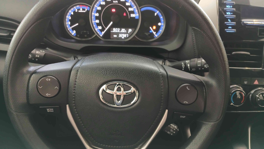 toyota yaris 1.3 16v flex xl multidrive 4p automatico 2020