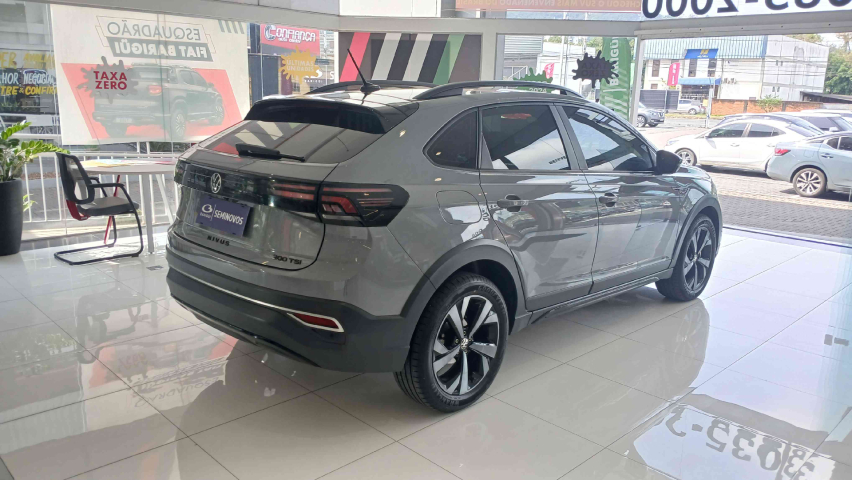 volkswagen nivus 1.0 200 tsi total flex highline automatico 4p 2023