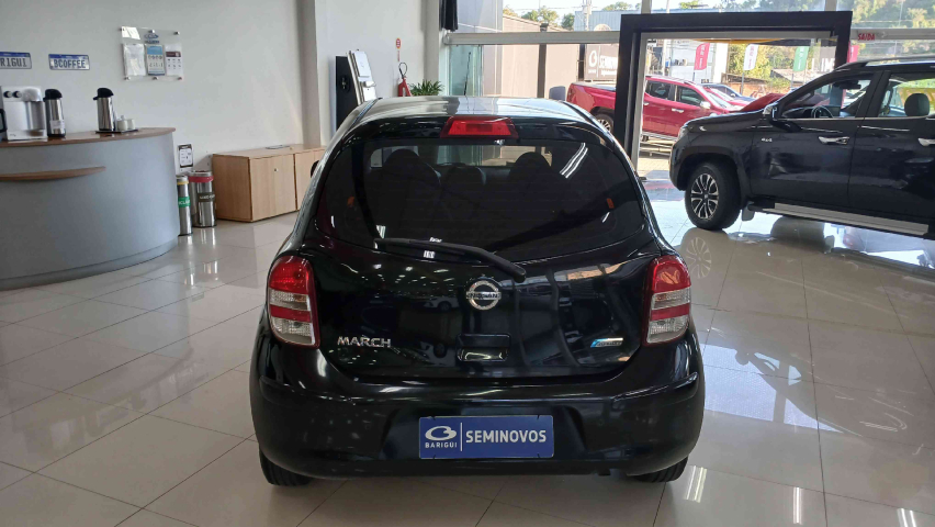 nissan march 1.6 s 16v flex 4p manual 2014