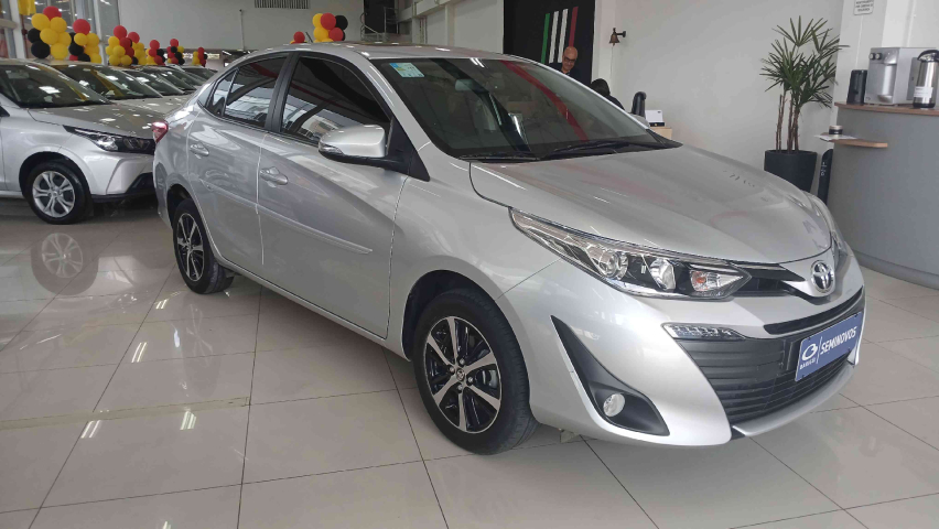 toyota yaris 1.5 16v flex sedan xls connect multidrive 4p automatico 2022
