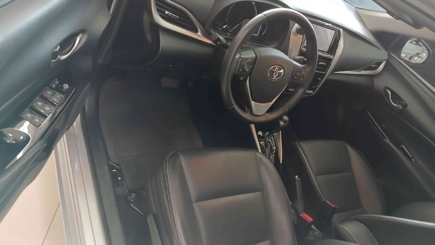 toyota yaris 1.5 16v flex sedan xls connect multidrive 4p automatico 2022