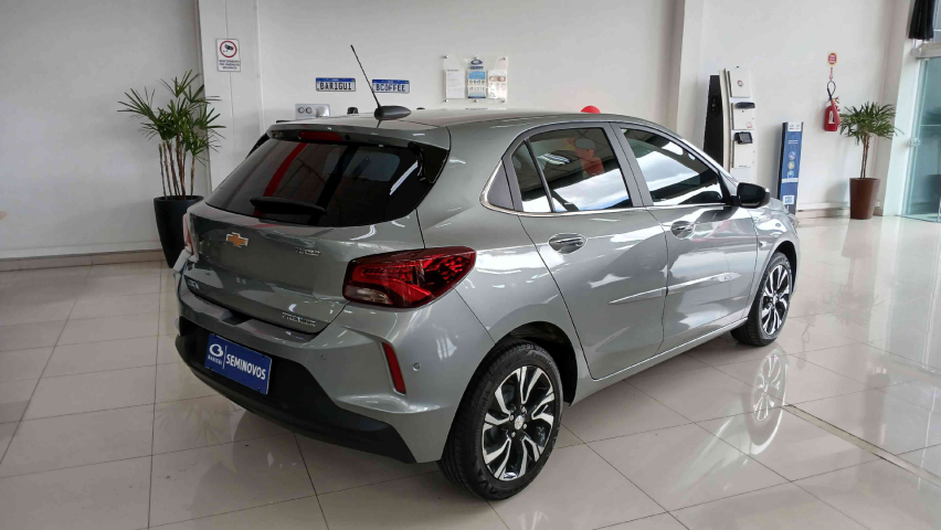 chevrolet onix 1.0 turbo flex premier automatico 4p 2025