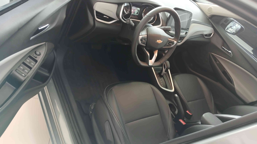 chevrolet onix 1.0 turbo flex premier automatico 4p 2025