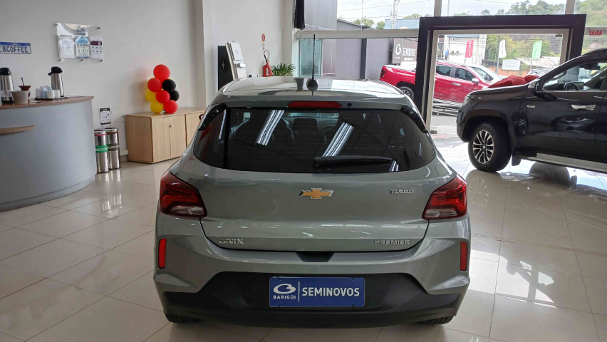 chevrolet onix 1.0 turbo flex premier automatico 4p 2025