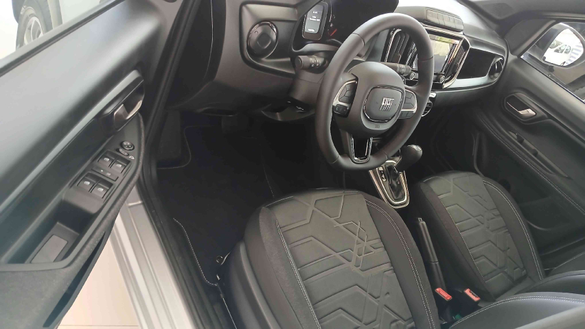 fiat strada 1.3 firefly flex volcano cd cvt 4p automatico 202610