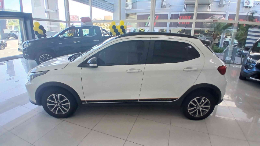 fiat argo 1.3 firefly flex trekking cvt 4p automatico 20257