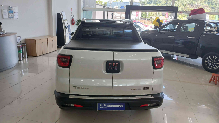 fiat toro 2.0 16v turbo diesel volcano 4wd at9 4p automatico 20253